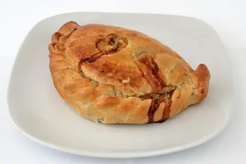 M&F Bakery photo 3